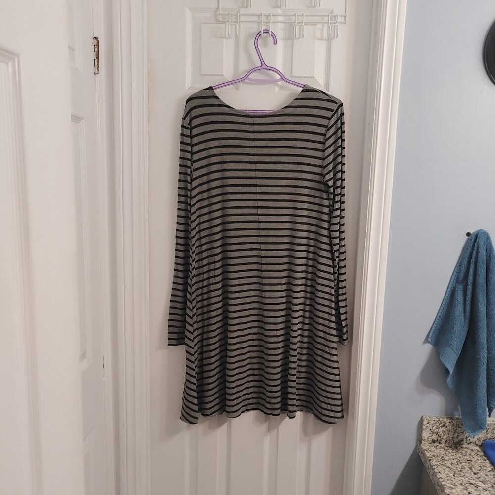 Striped Long Sleeve Dress - Picture 2 of 4